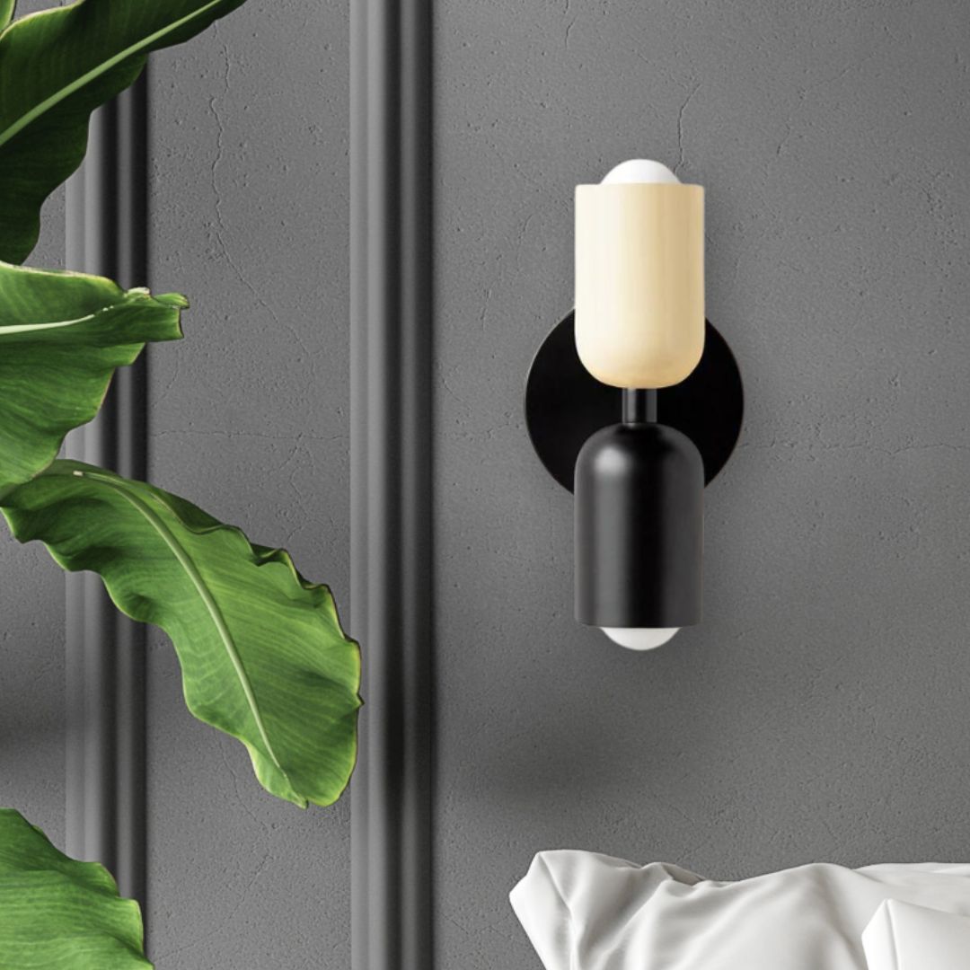 Brio - Designad vägglampa