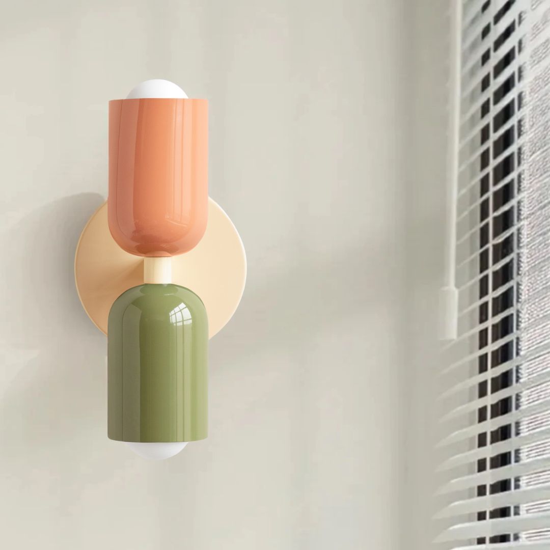 Brio - Designad vägglampa