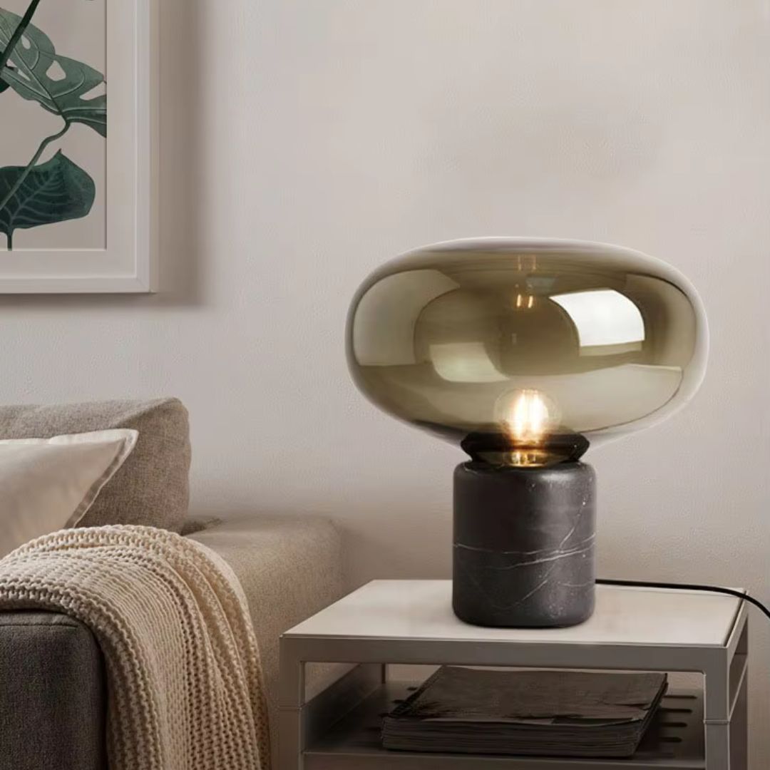 Uno - Postmodern Marmorbordslampa