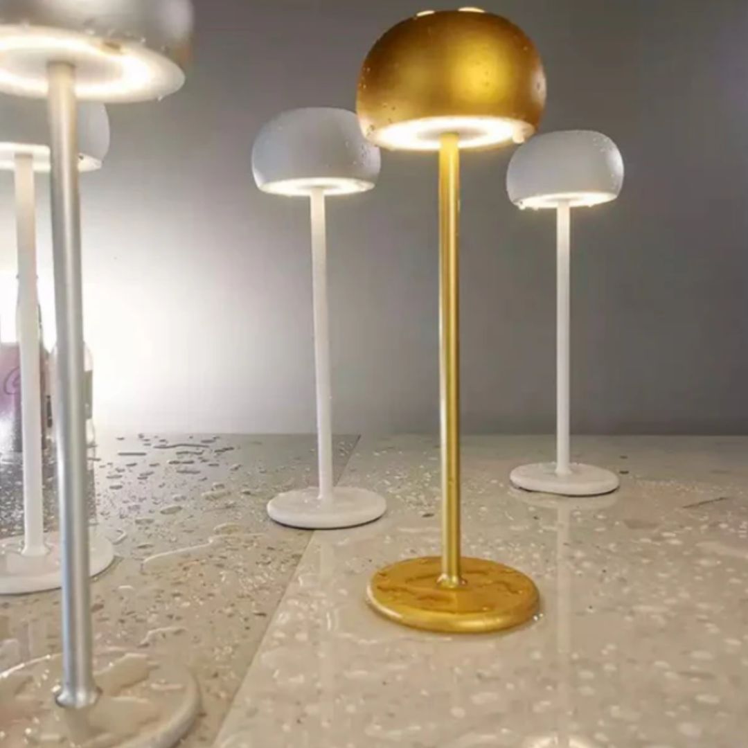 Tivra - Minimalistisk bordslampa