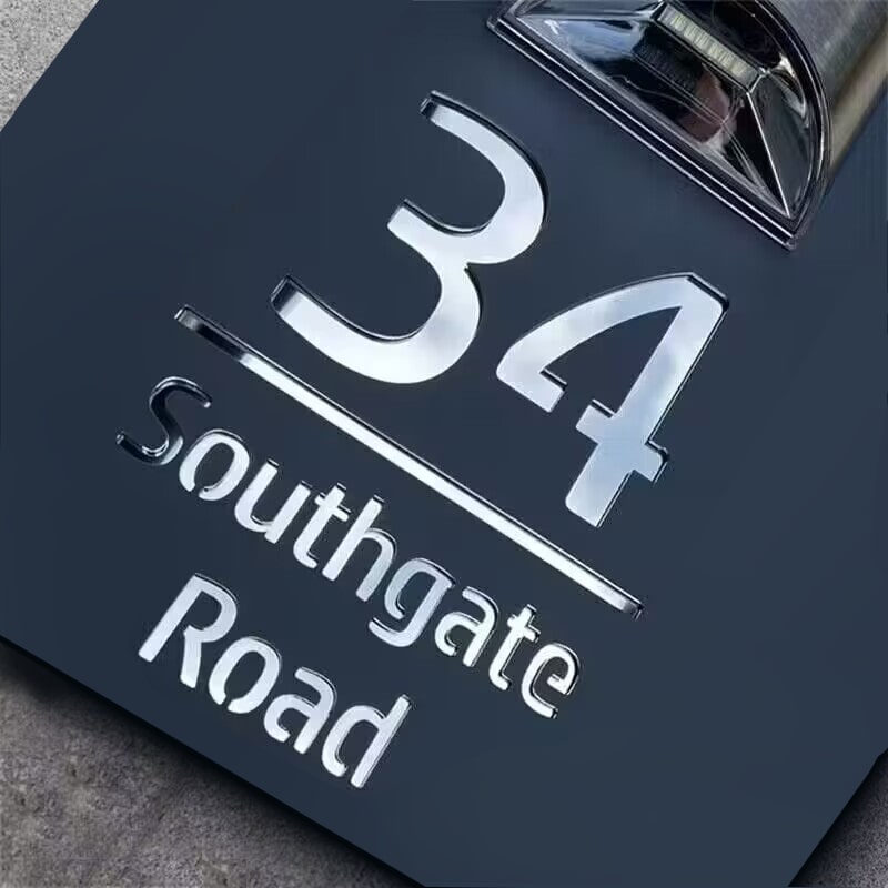 Solar Glow Personligt Husnummer