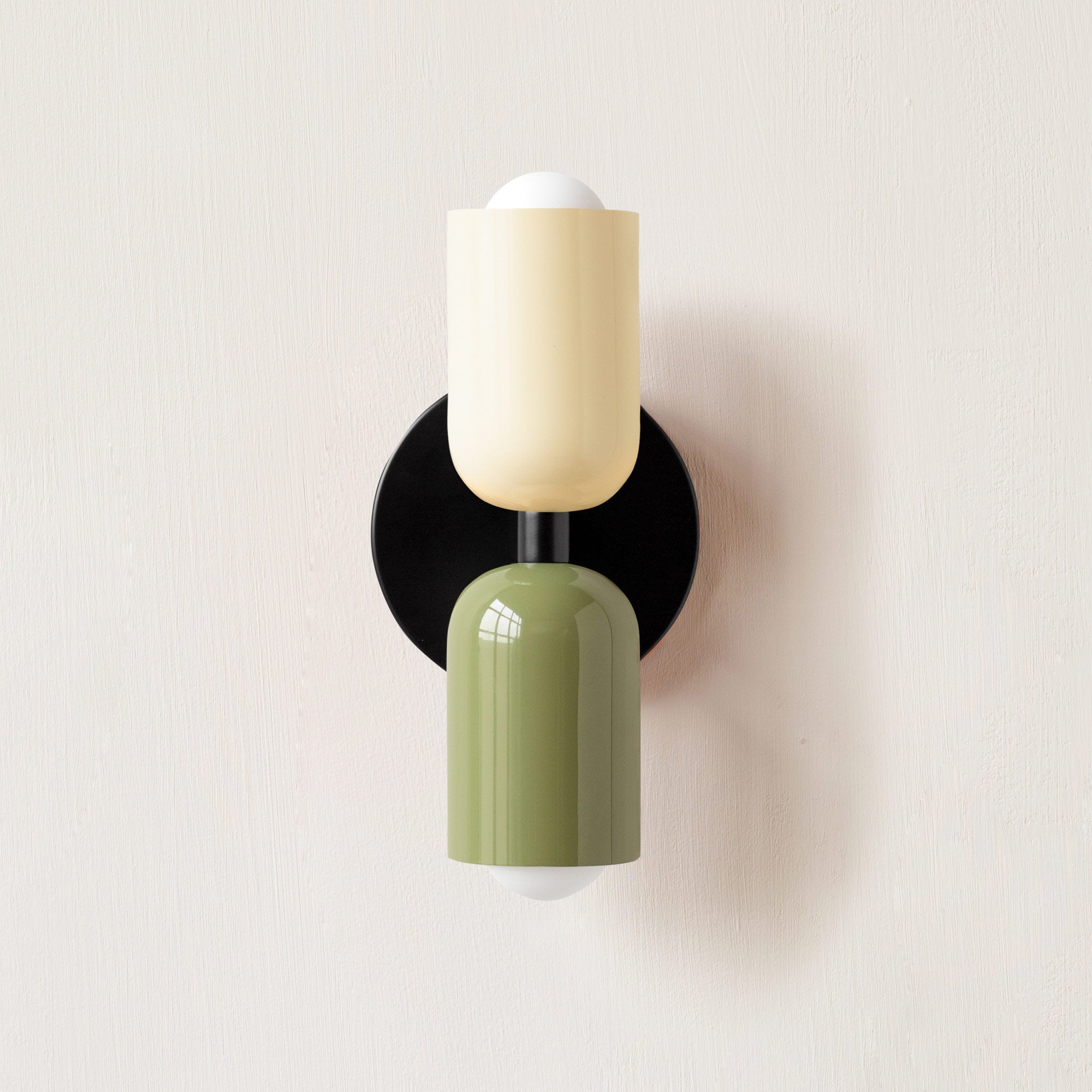 Brio - Designad vägglampa