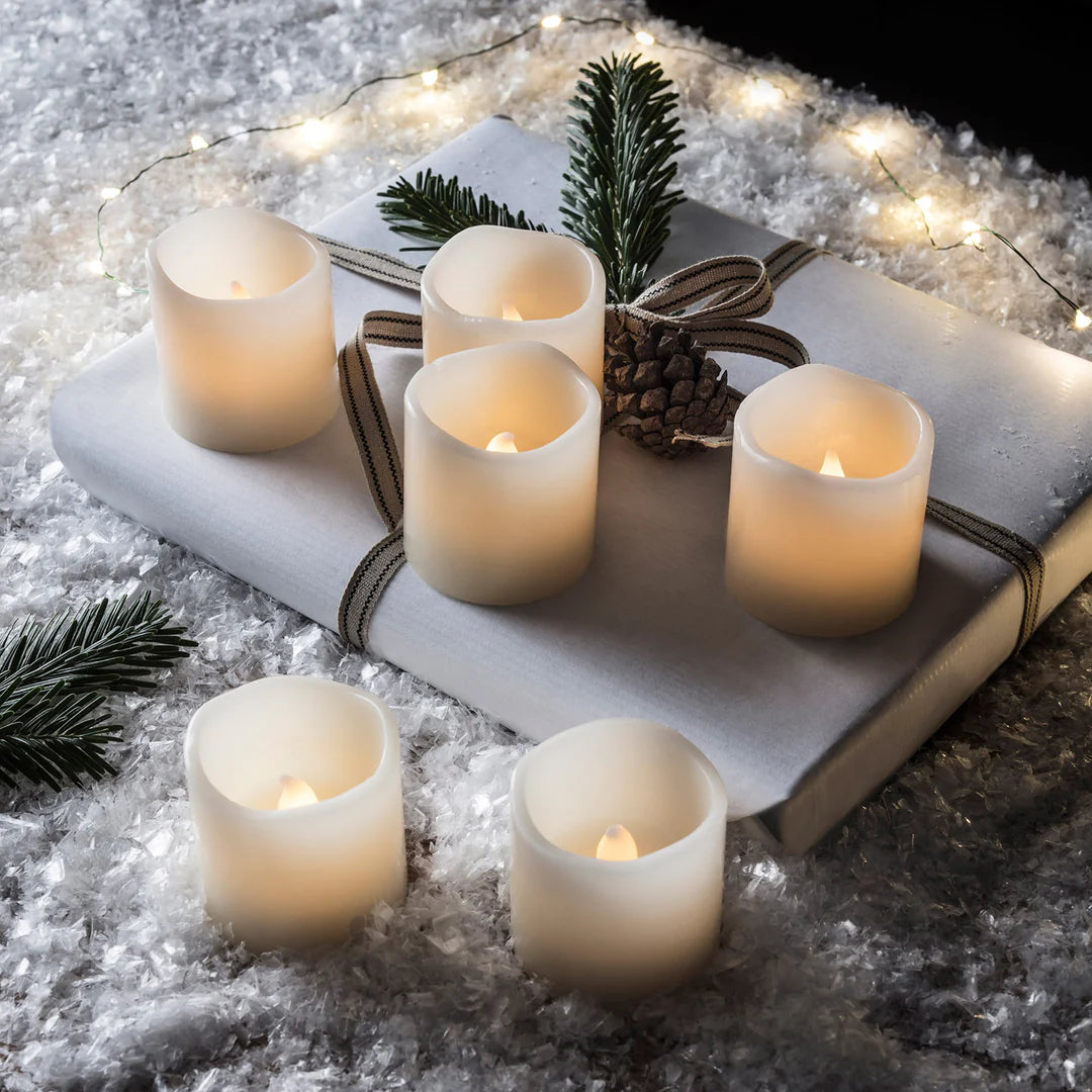 Set med 6 flämtfria LED-ljus med kort vax