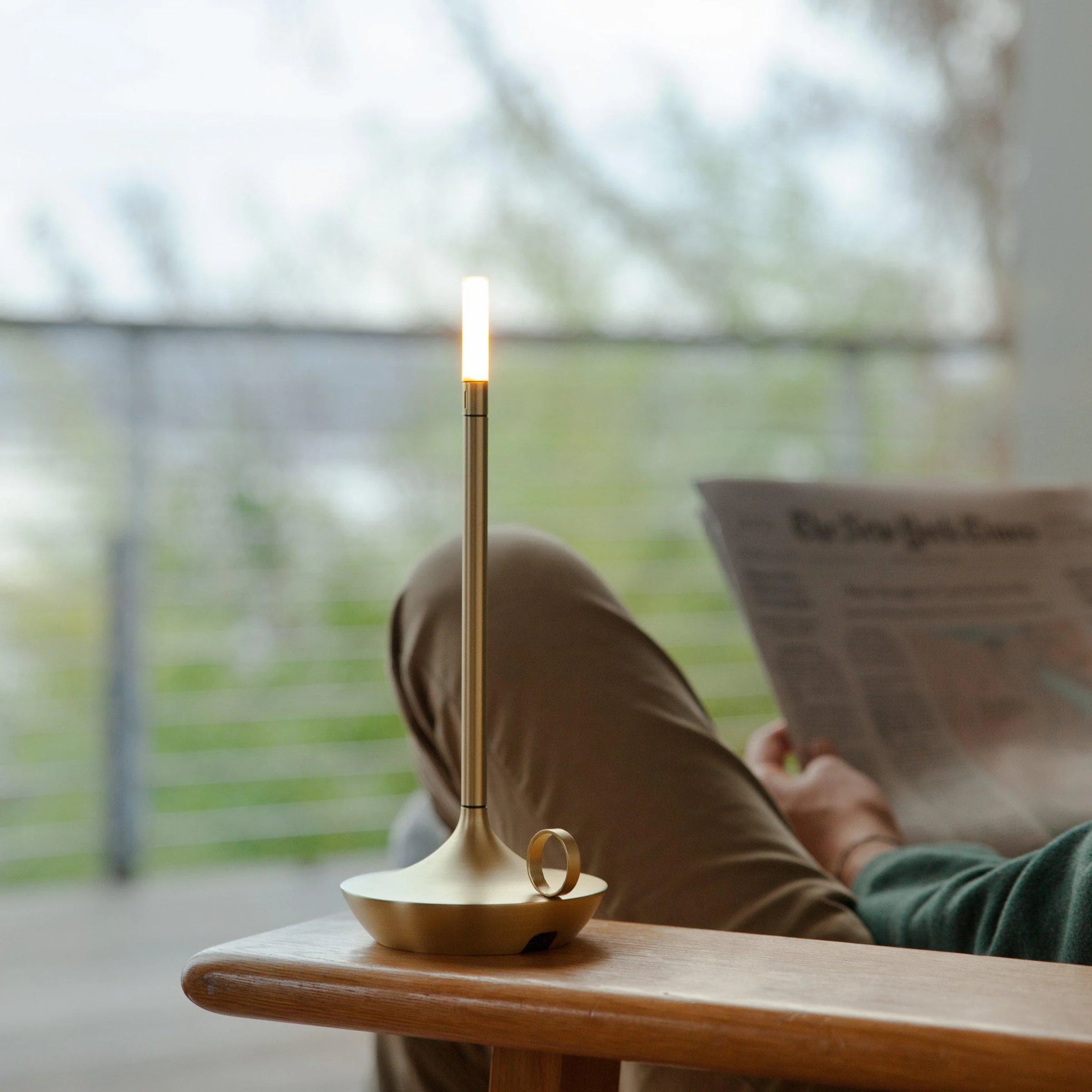 Vivae - Minimalistisk bordslampa