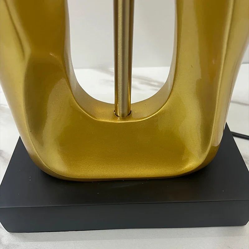 GoldenRock Bordslampa