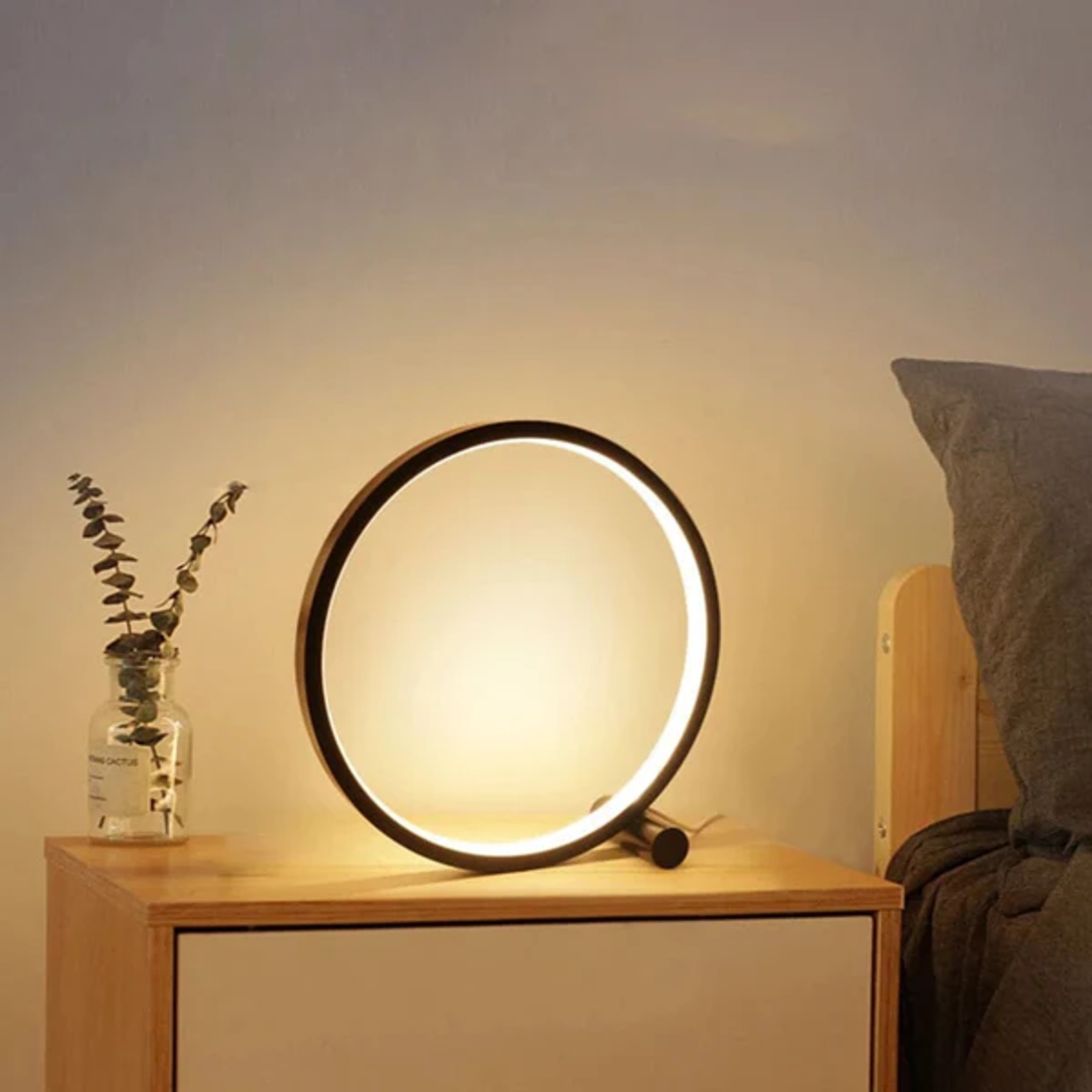 Oia - Modern LED-bordslampa med Touch