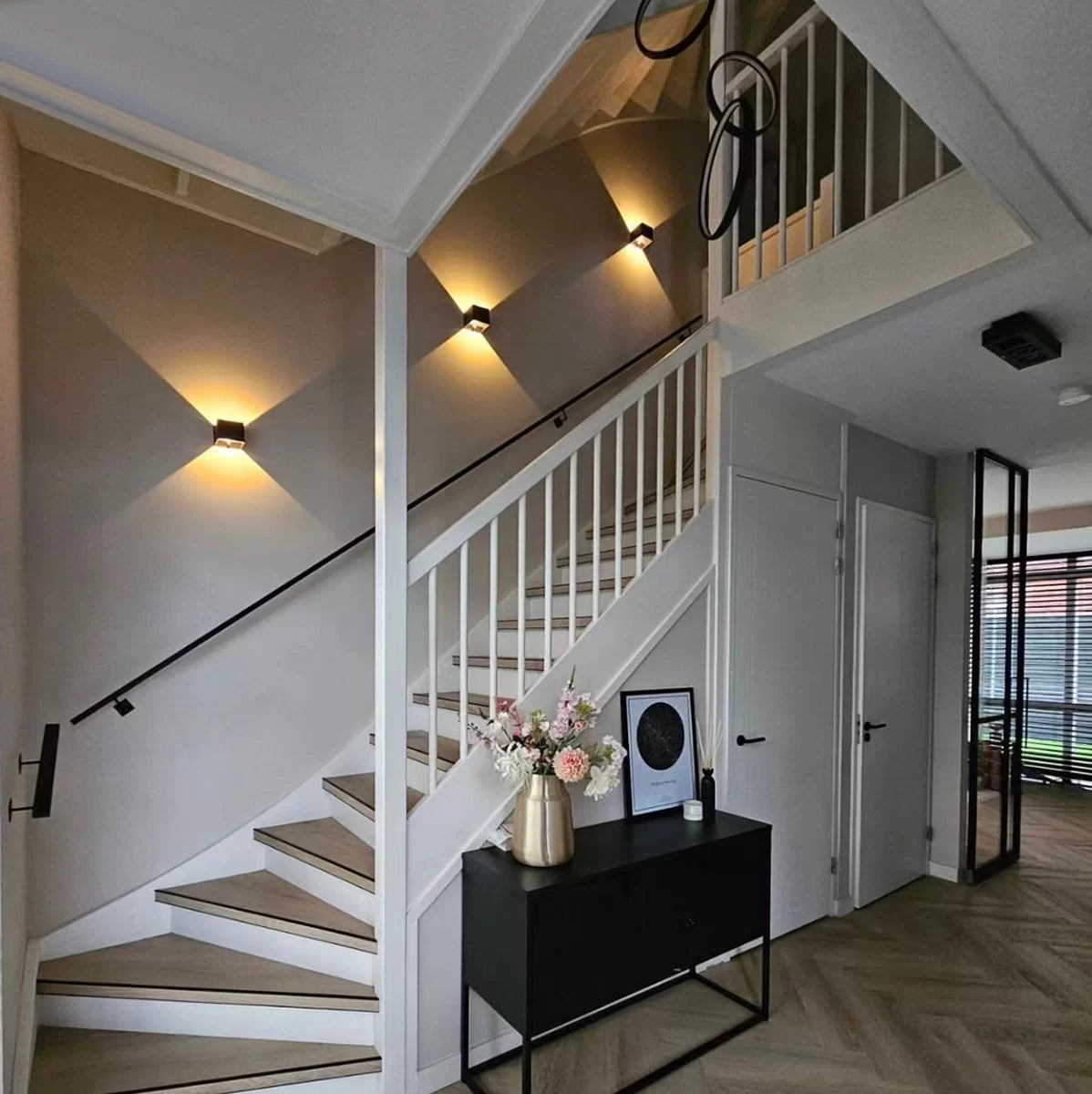 LumiCube - USB-laddningsbara LED-vägglampor