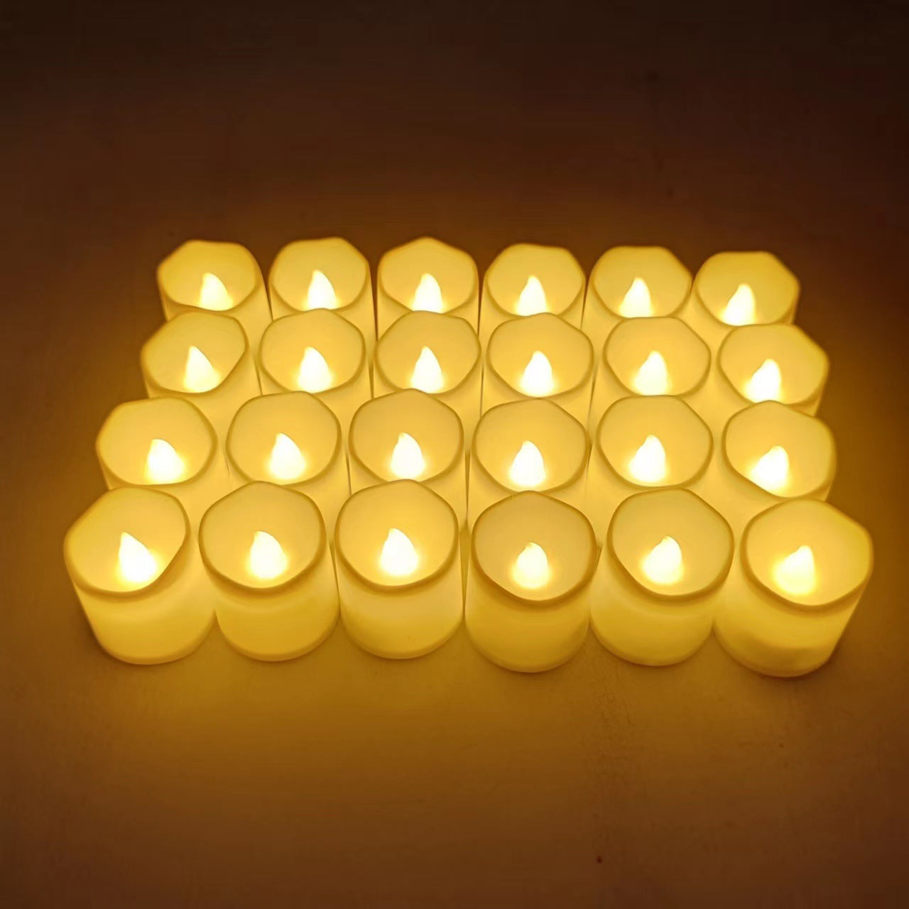 Set med 6 flämtfria LED-ljus med kort vax