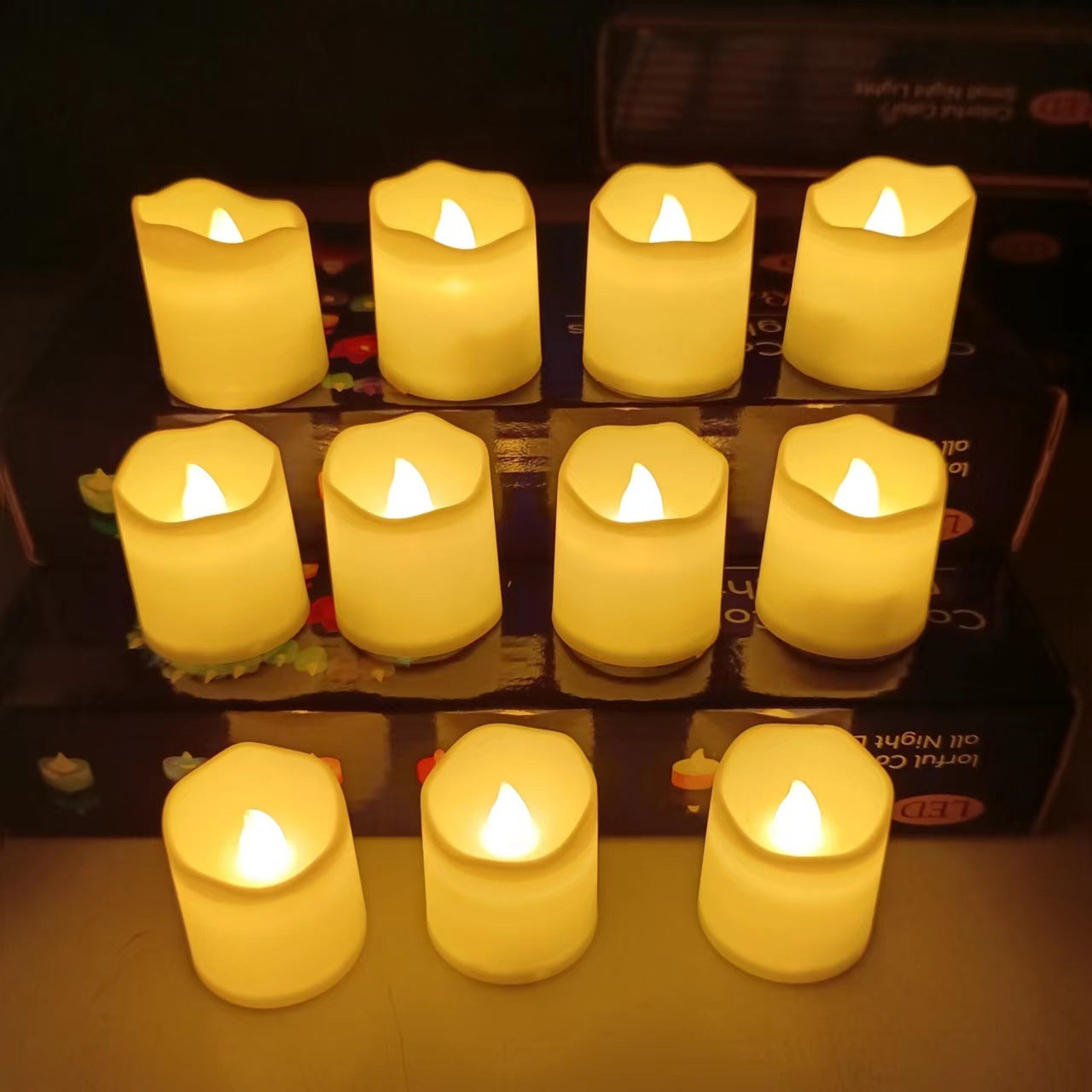Set med 6 flämtfria LED-ljus med kort vax
