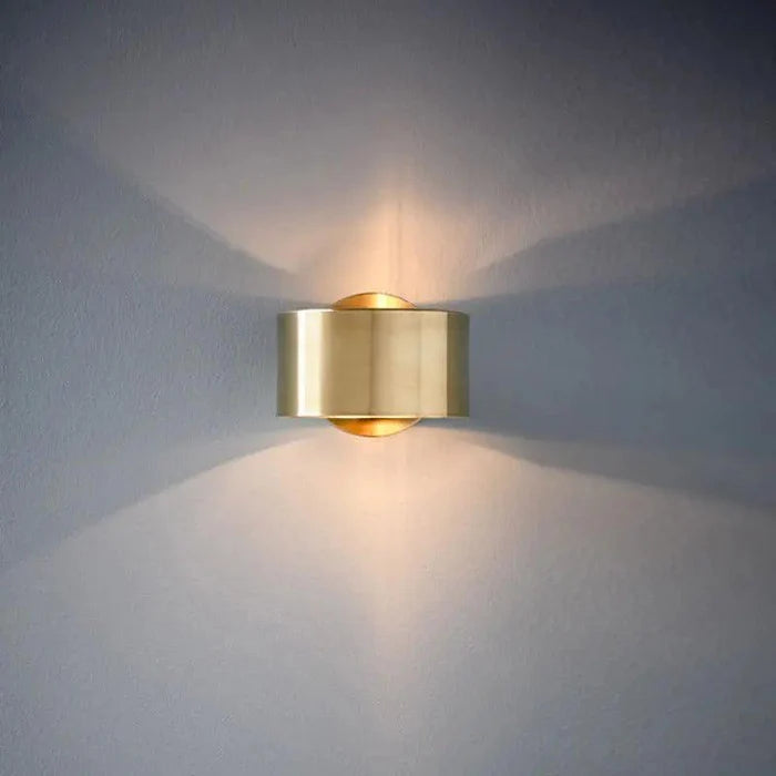 Moss - Minimalistisk vägglampa