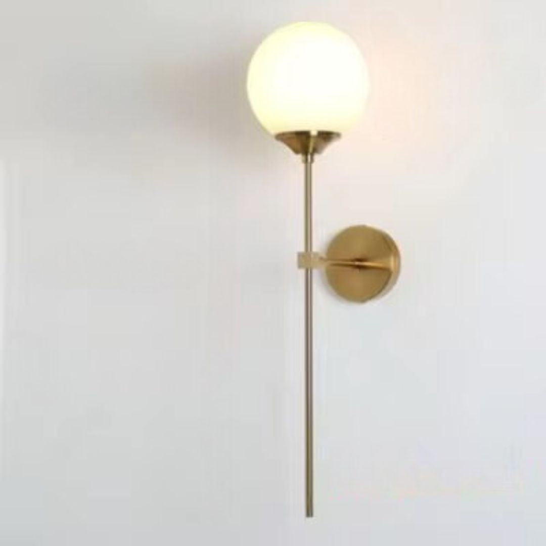 Vega - Modern vägglampa