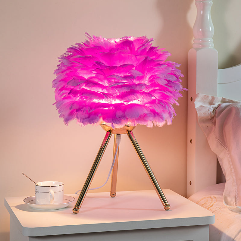 Feathra - Bordslampa med sfäriska fjädrar